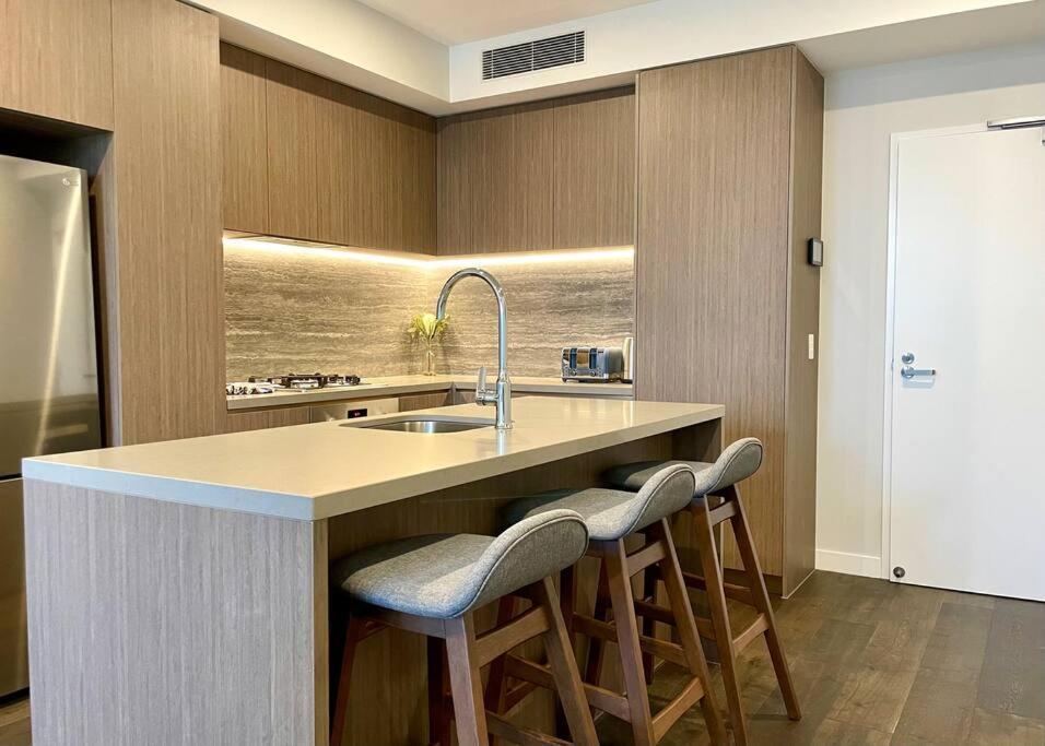 Luxury Stunning Riverview 1 Bedroom Apt 479F Голд-Кост Екстер'єр фото