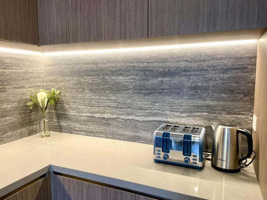 Luxury Stunning Riverview 1 Bedroom Apt 479F Голд-Кост Екстер'єр фото